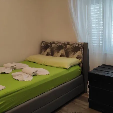 Kristina Apartment *